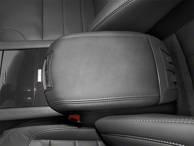 2013 Ford Taurus SE