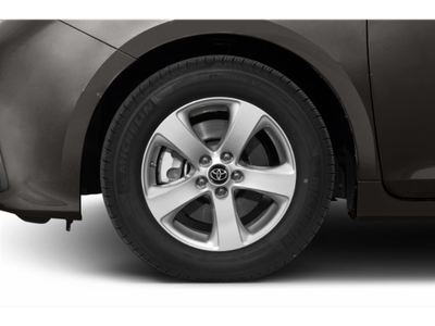 2018 Toyota Sienna LE Mobility