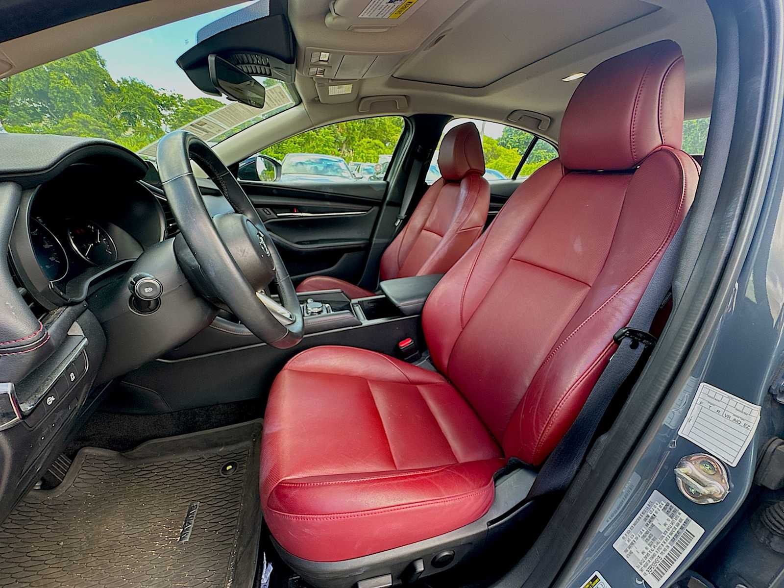 2025 Mazda Mazda3 Sedan 2.5 S Carbon Edition