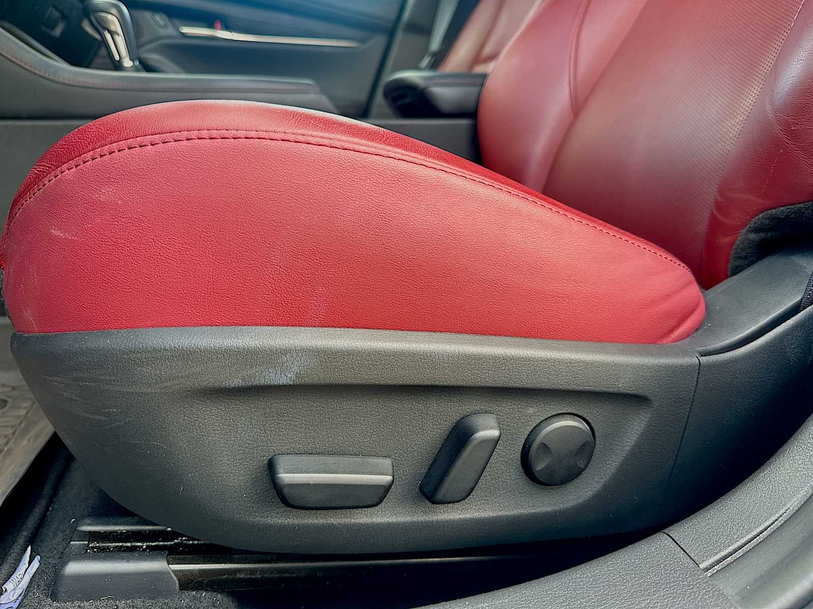 2025 Mazda Mazda3 Sedan 2.5 S Carbon Edition