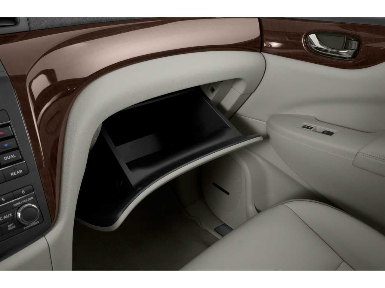2015 Nissan Quest S