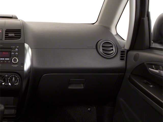 2011 Suzuki SX4 LE