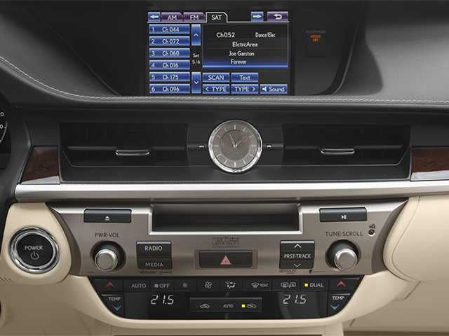2013 Lexus ES 300h Hybrid