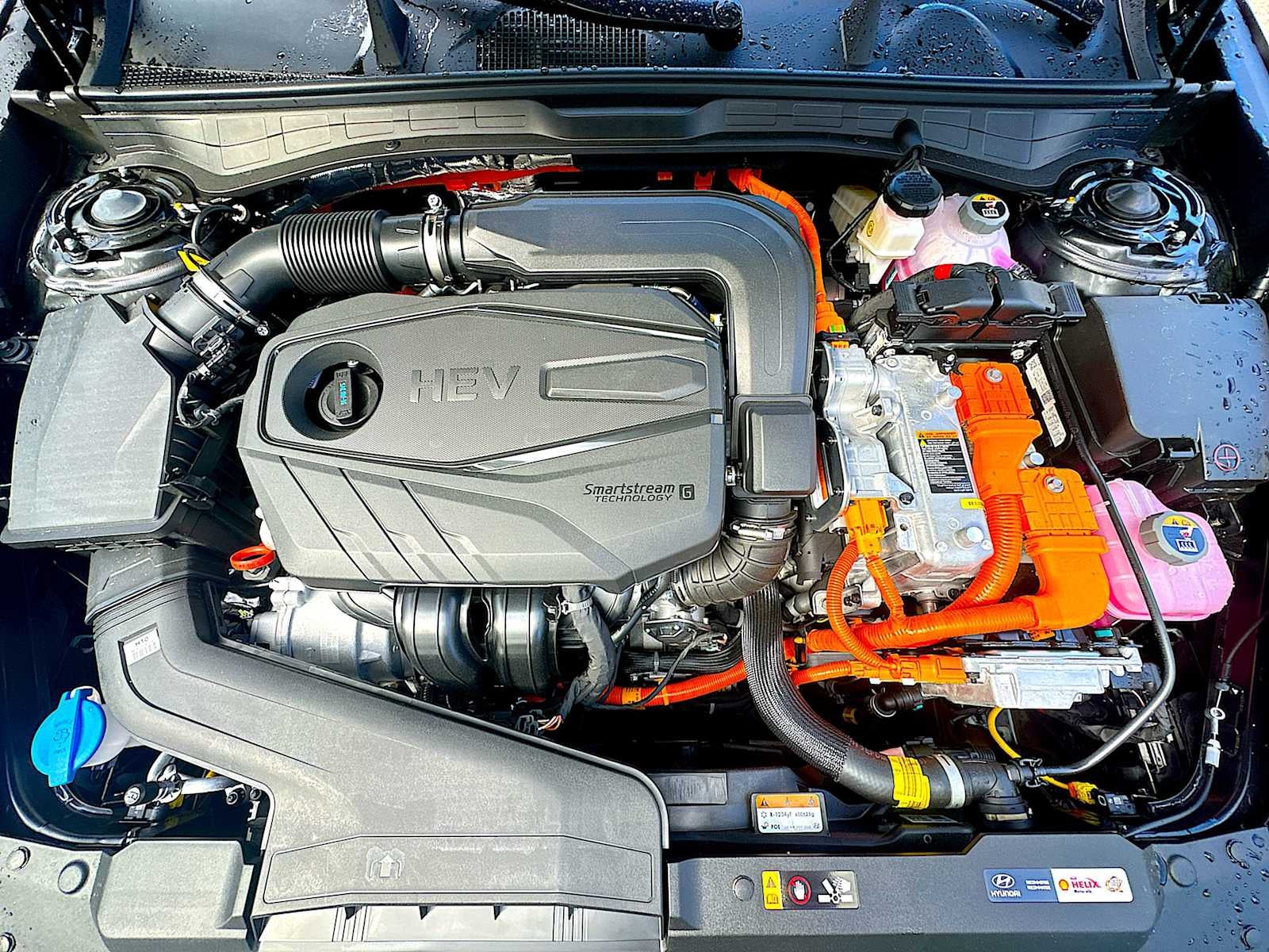 2025 Hyundai SONATA HYBRID SEL