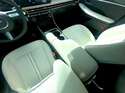 2025 Hyundai SONATA HYBRID SEL
