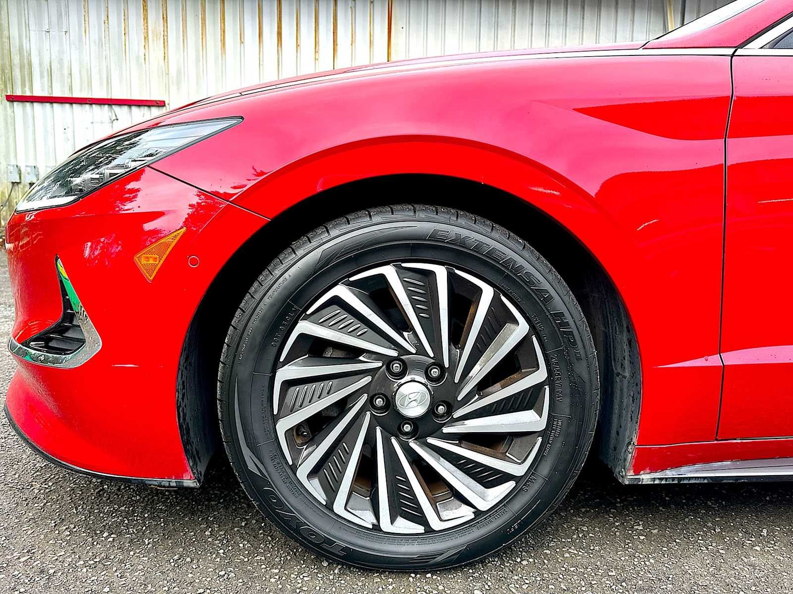 2022 Hyundai SONATA HYBRID Limited