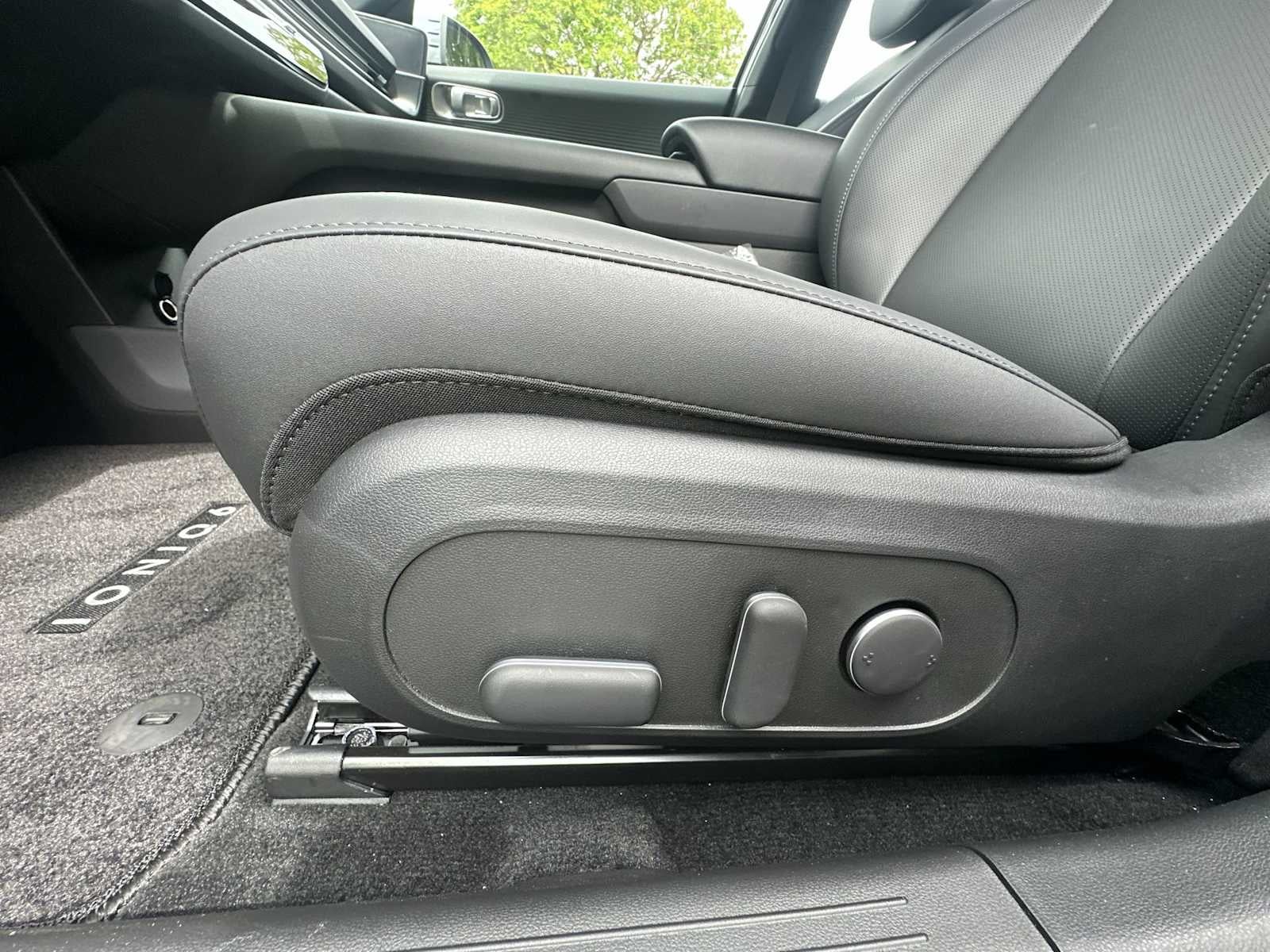 2025 Hyundai IONIQ 6 SEL
