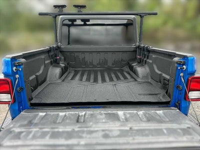 2021 Jeep Gladiator Overland 4x4