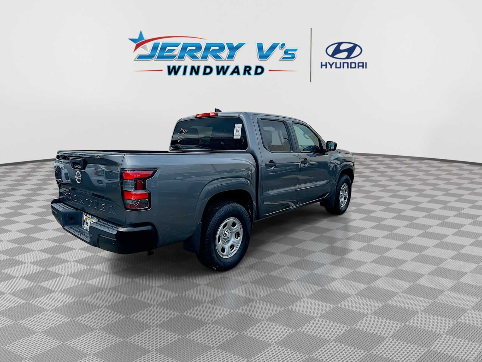 2023 Nissan Frontier Crew Cab S 4x2