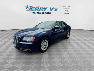 2014 Chrysler 300 4dr Sdn RWD