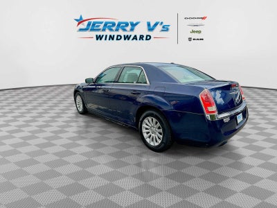 2014 Chrysler 300 4dr Sdn RWD