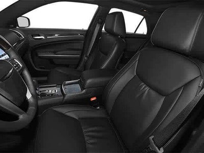 2014 Chrysler 300 4dr Sdn RWD