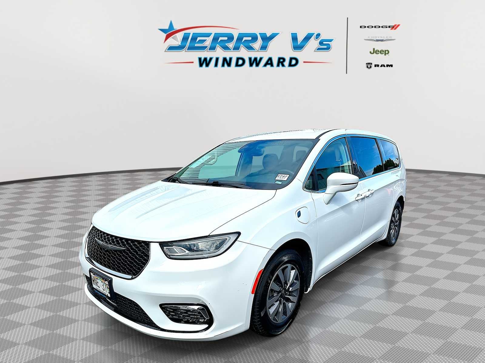 2022 Chrysler Pacifica Hybrid Touring L