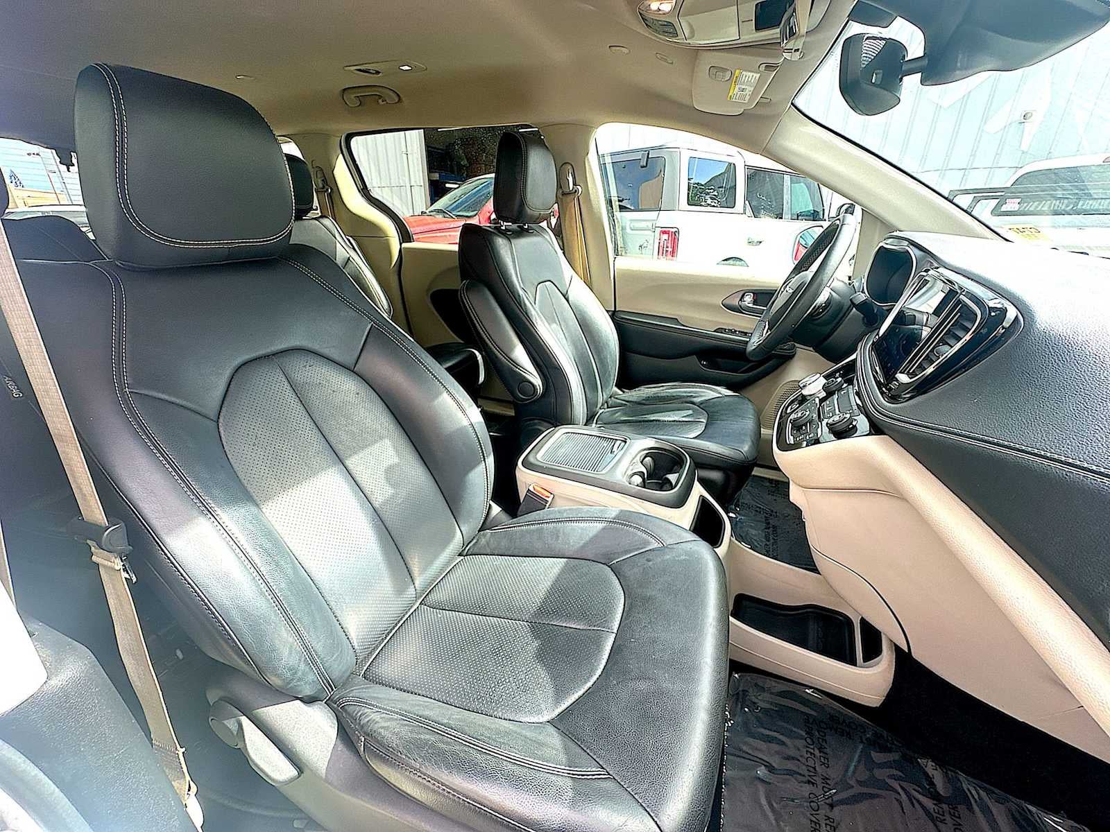 2022 Chrysler Pacifica Hybrid Touring L