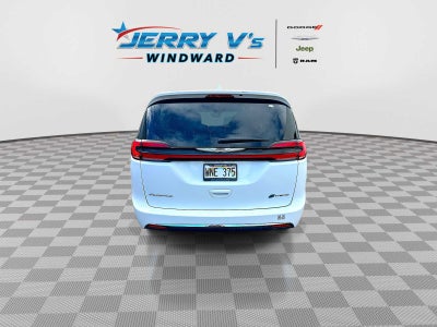 2022 Chrysler Pacifica Hybrid Touring L