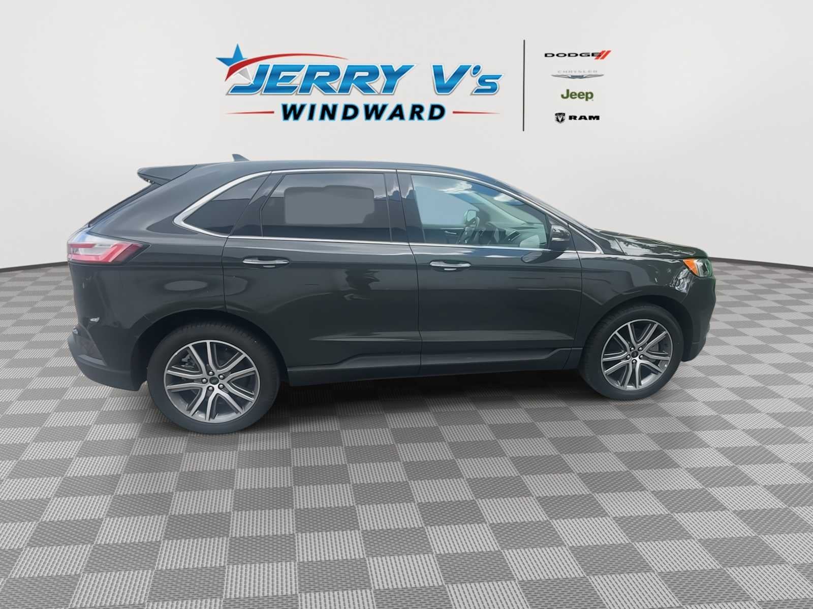 2024 Ford Edge Titanium