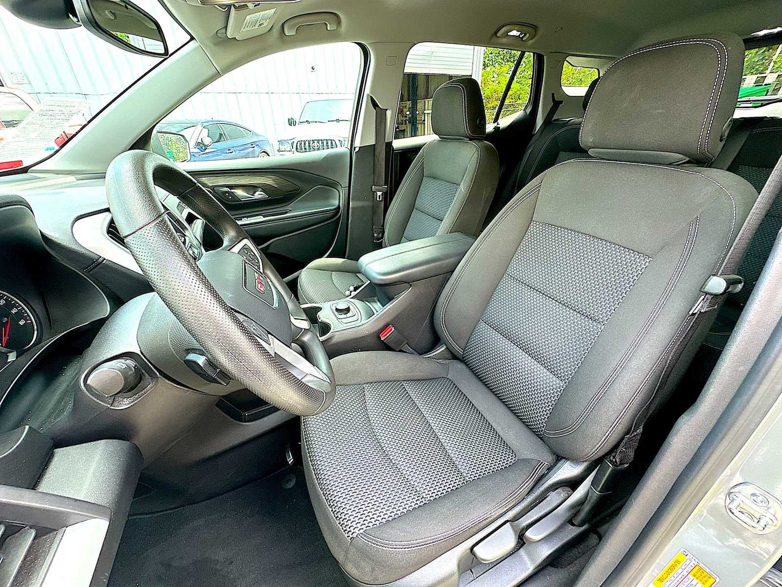 2024 GMC Terrain FWD SLE