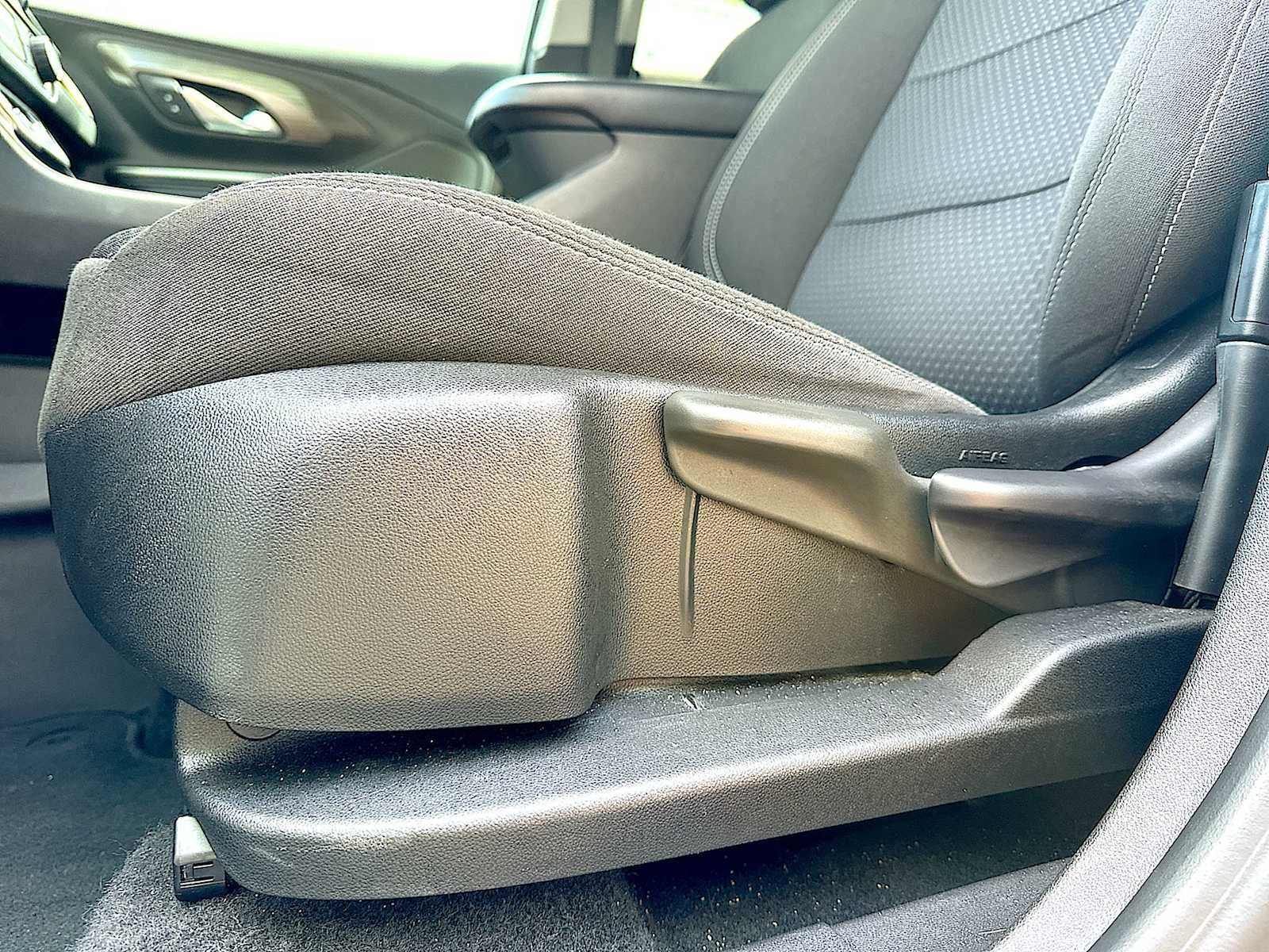 2024 GMC Terrain FWD SLE