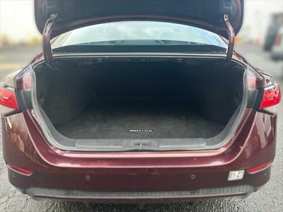 2024 Nissan Sentra SV Xtronic CVT