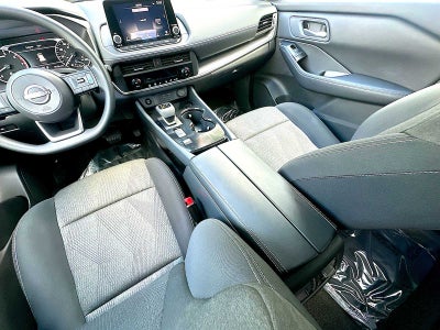 2024 Nissan Rogue SV FWD