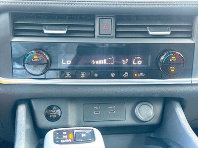 2024 Nissan Rogue SV FWD