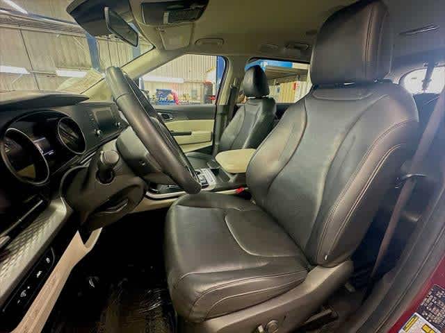 2022 Kia Carnival MPV LX Seat Package