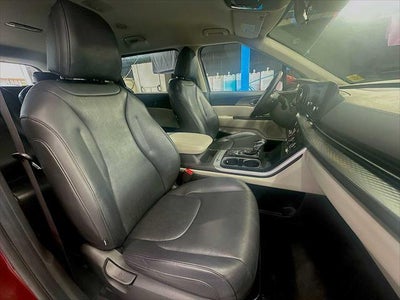 2022 Kia Carnival MPV LX Seat Package