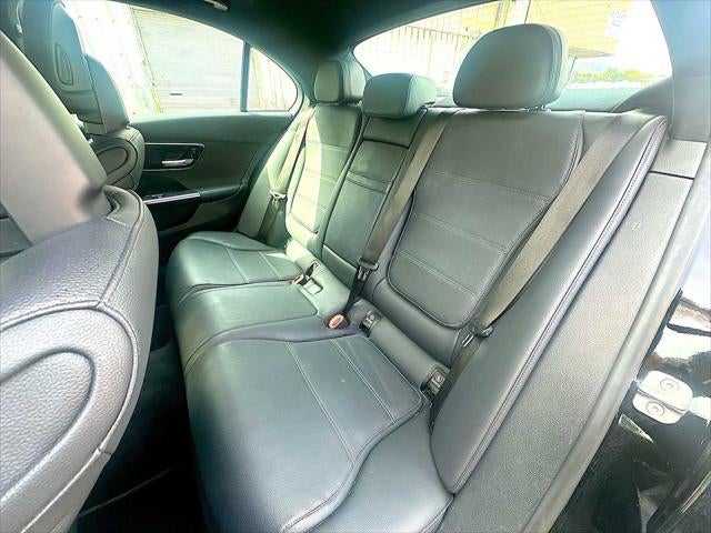 2024 Mercedes-Benz C 300 C 300