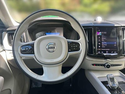 2021 Volvo XC60 Recharge Plug-In Hybrid T8 Inscription