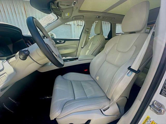 2021 Volvo XC60 Recharge Plug-In Hybrid T8 Inscription