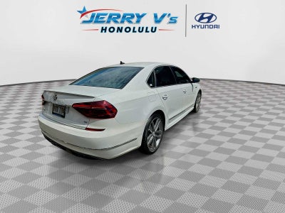 2017 Volkswagen Passat R-Line w/Comfort Pkg