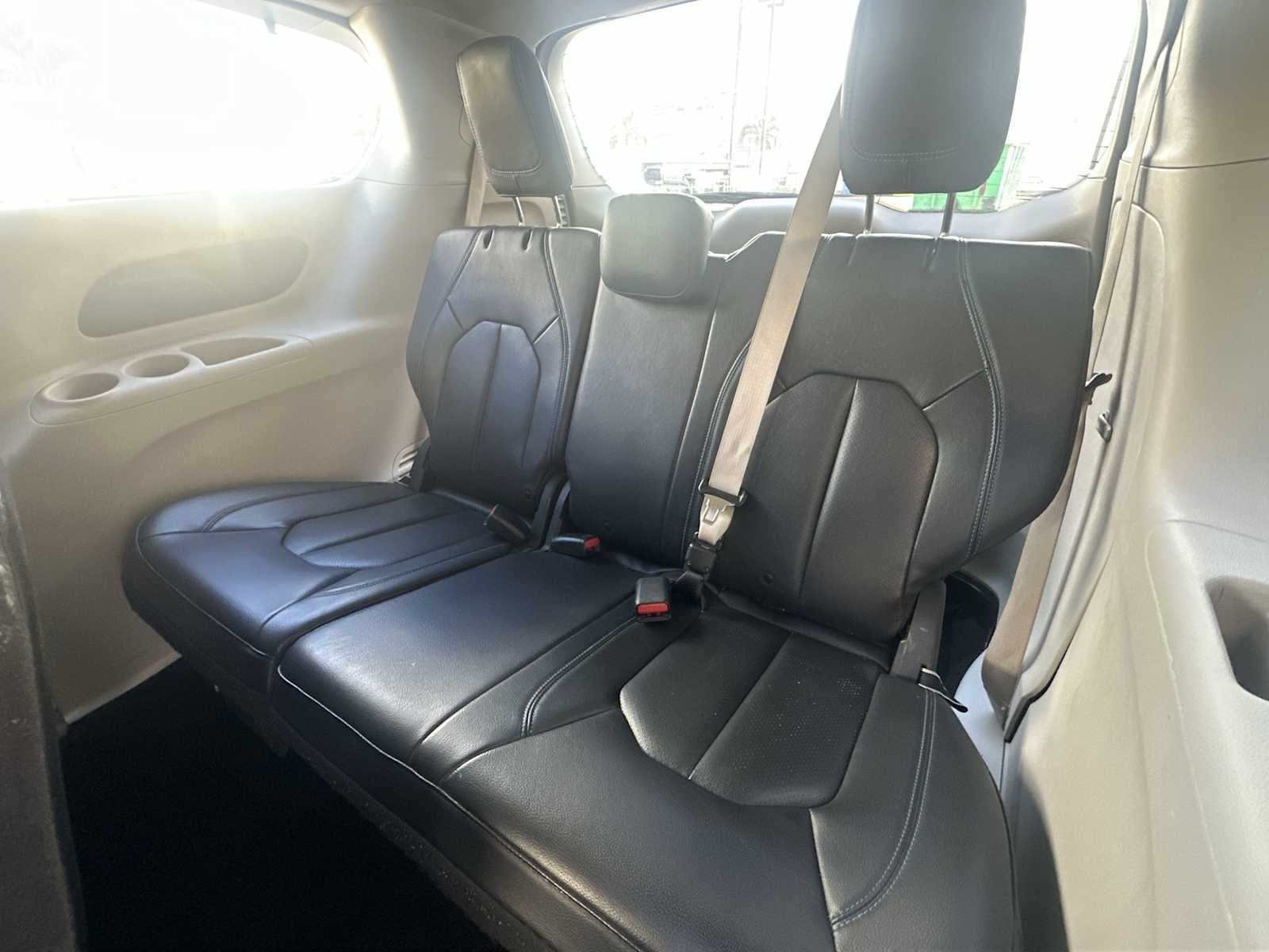 2021 Chrysler Pacifica Touring L