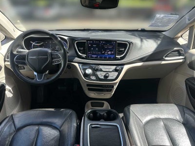 2022 Chrysler Pacifica Hybrid Touring L