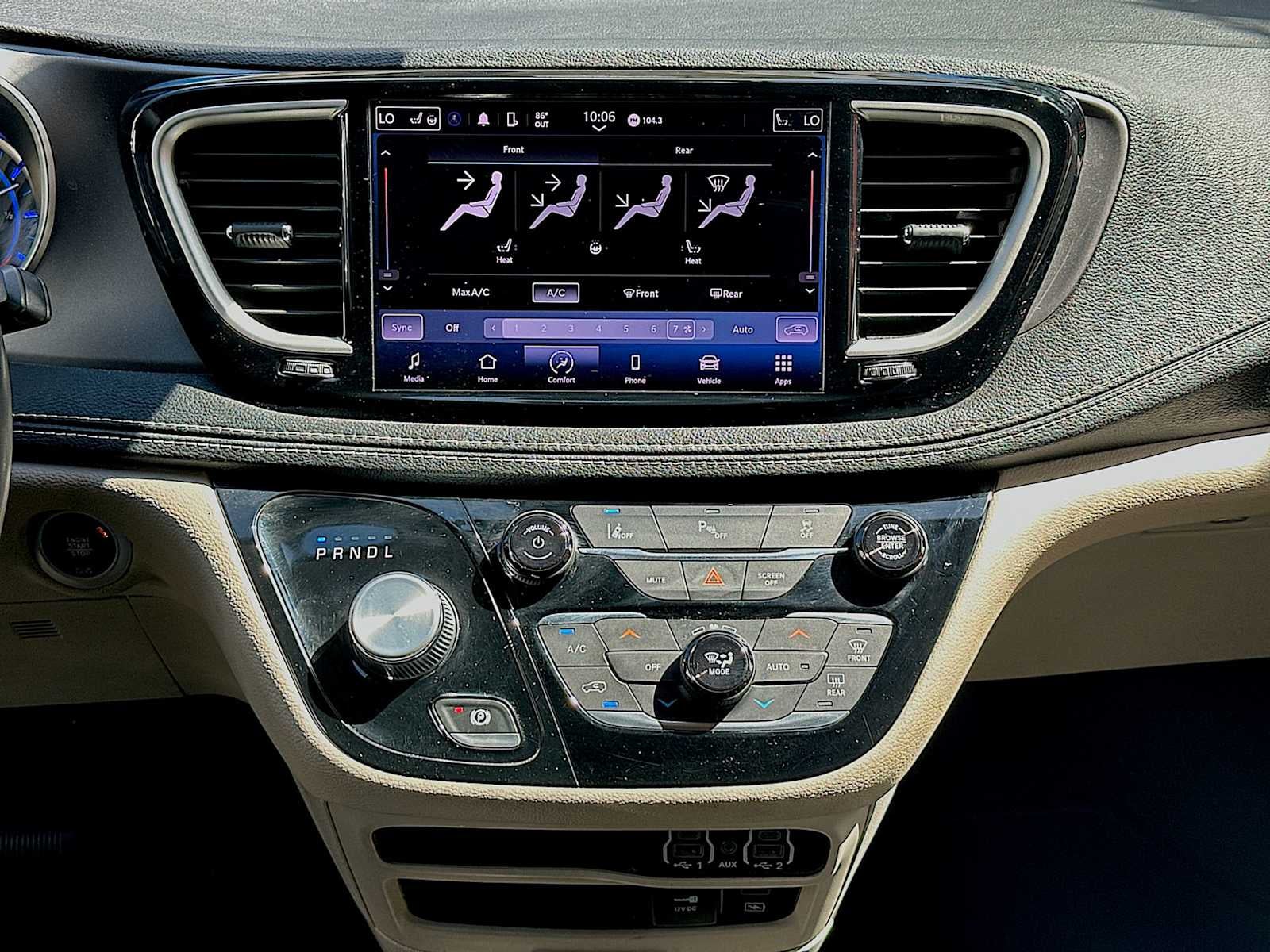 2022 Chrysler Pacifica Hybrid Touring L