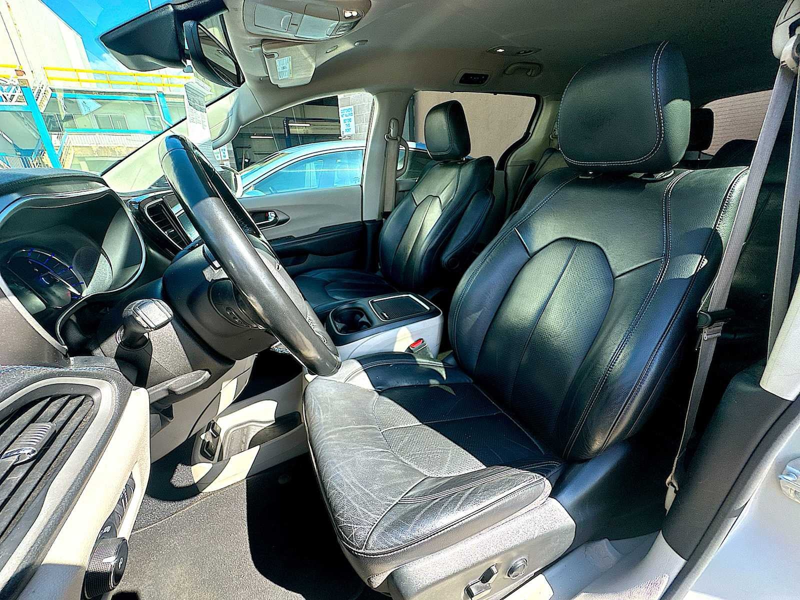 2021 Chrysler Pacifica Hybrid Touring L