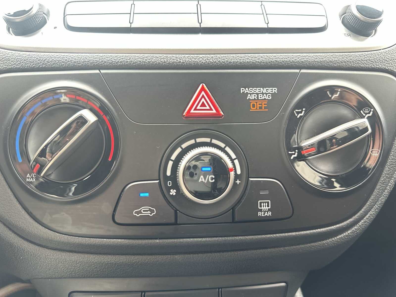 2022 Hyundai ACCENT SEL