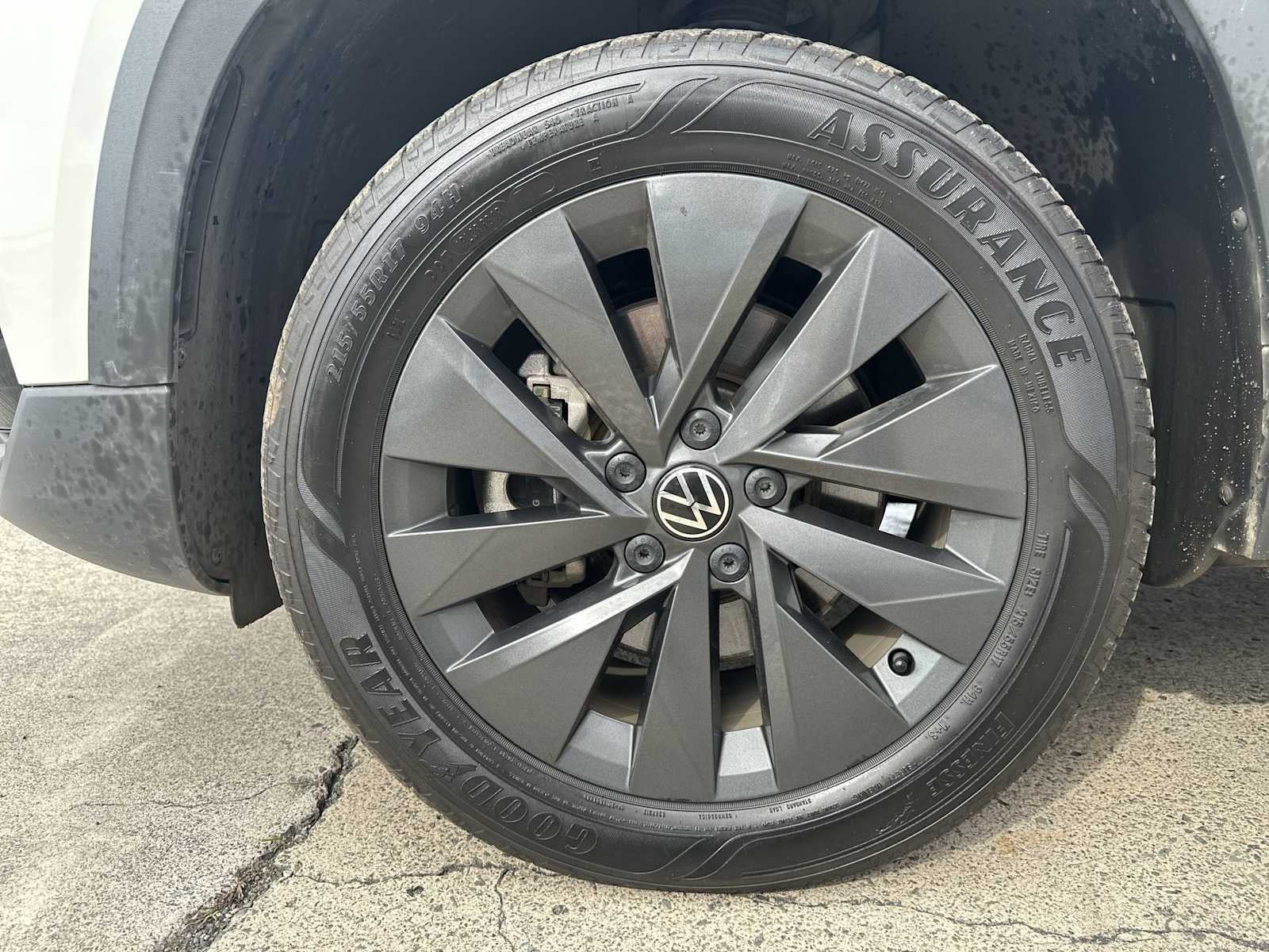 2024 Volkswagen Taos S