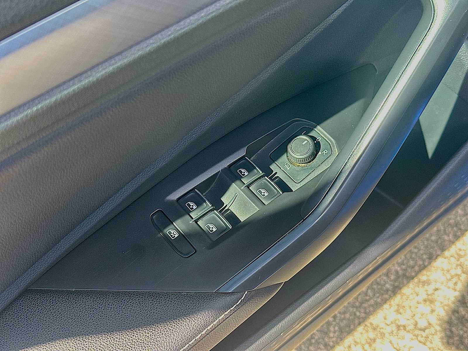 2024 Volkswagen Jetta SE - Photo 7