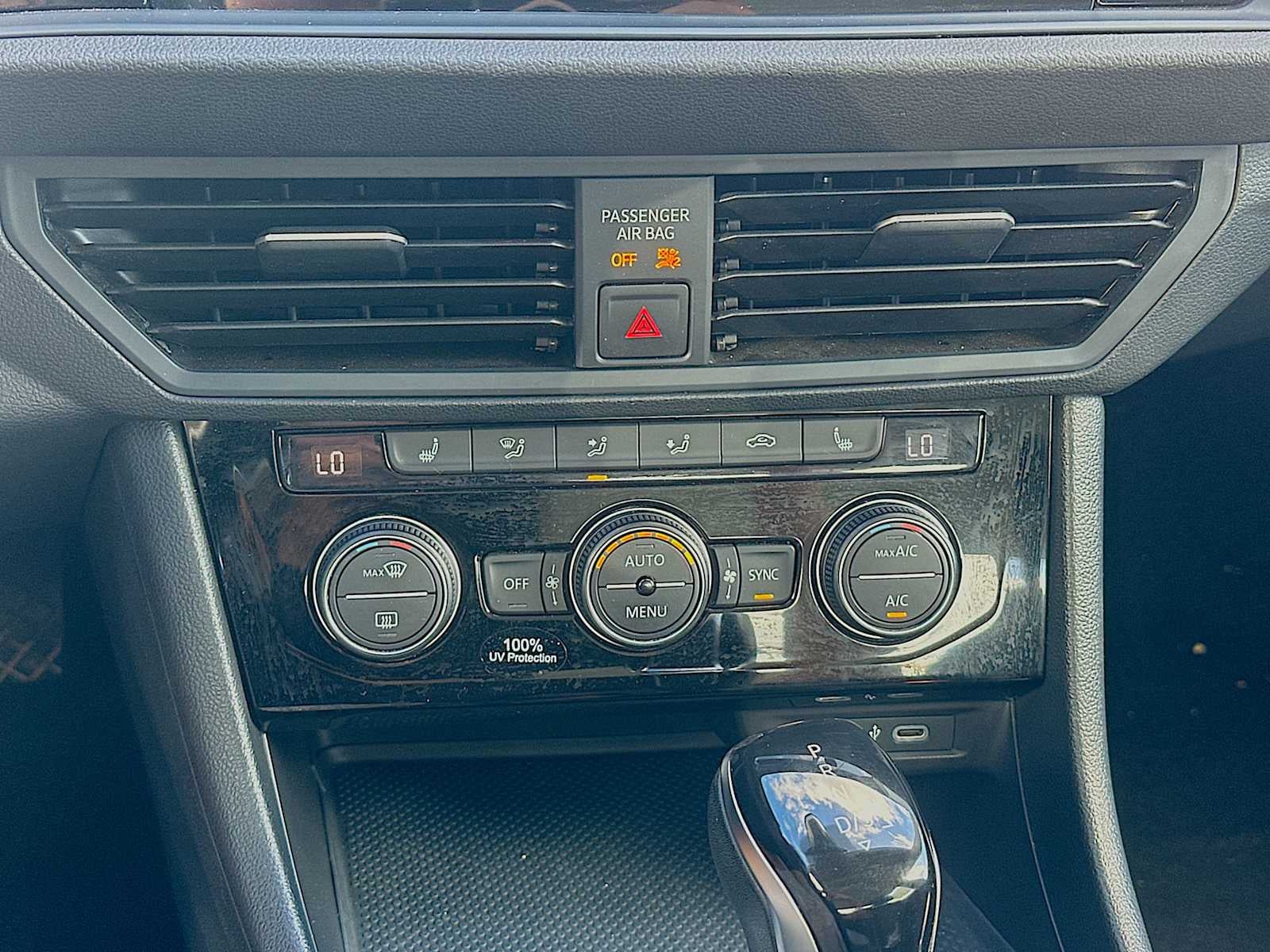 2024 Volkswagen Jetta SE - Photo 8