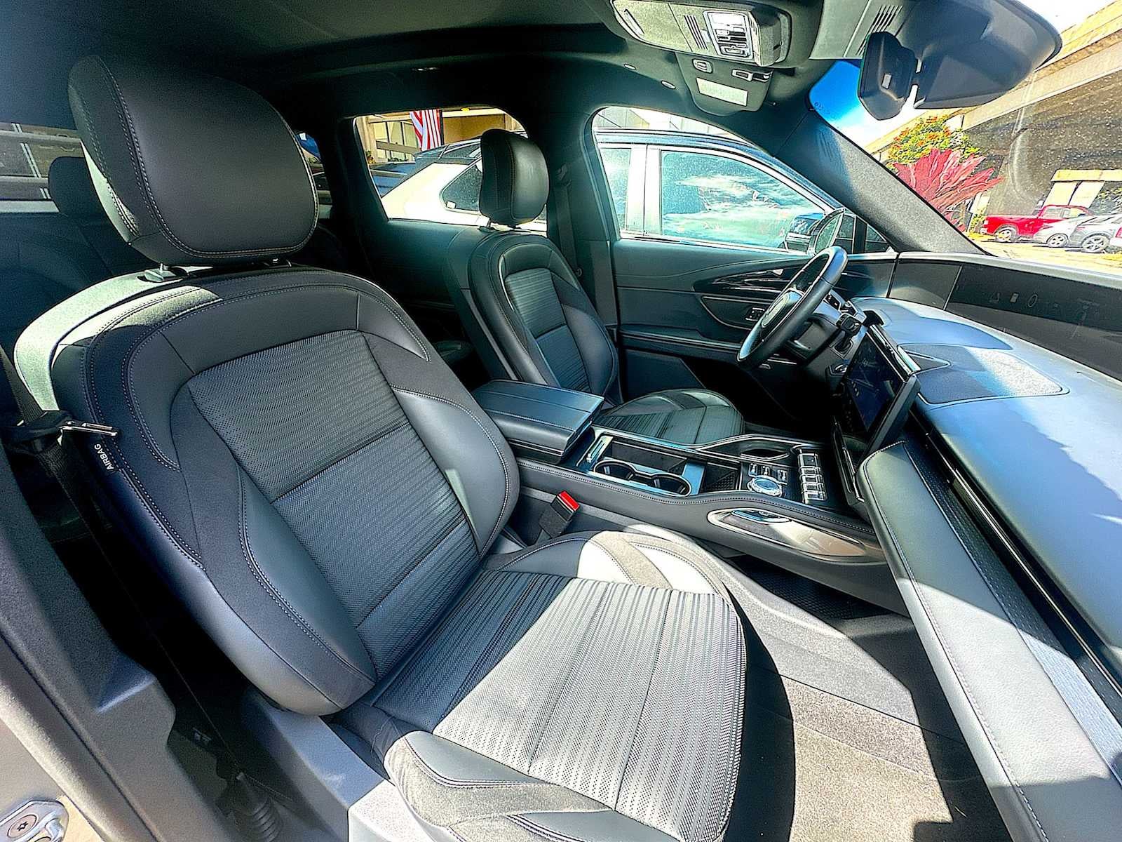 2024 Lincoln Nautilus Reserve