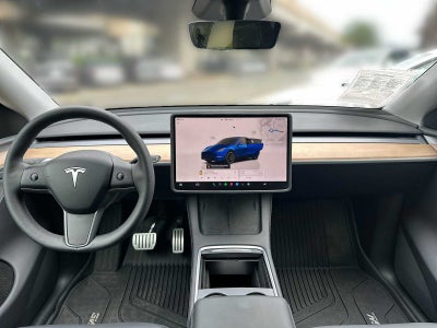 2024 Tesla Model Y Performance