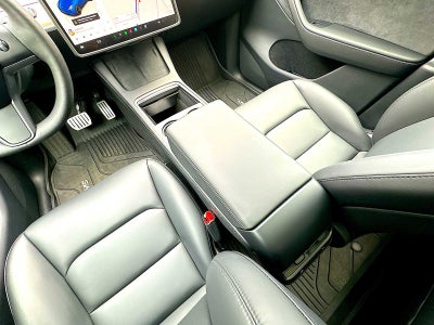 2024 Tesla Model Y Performance