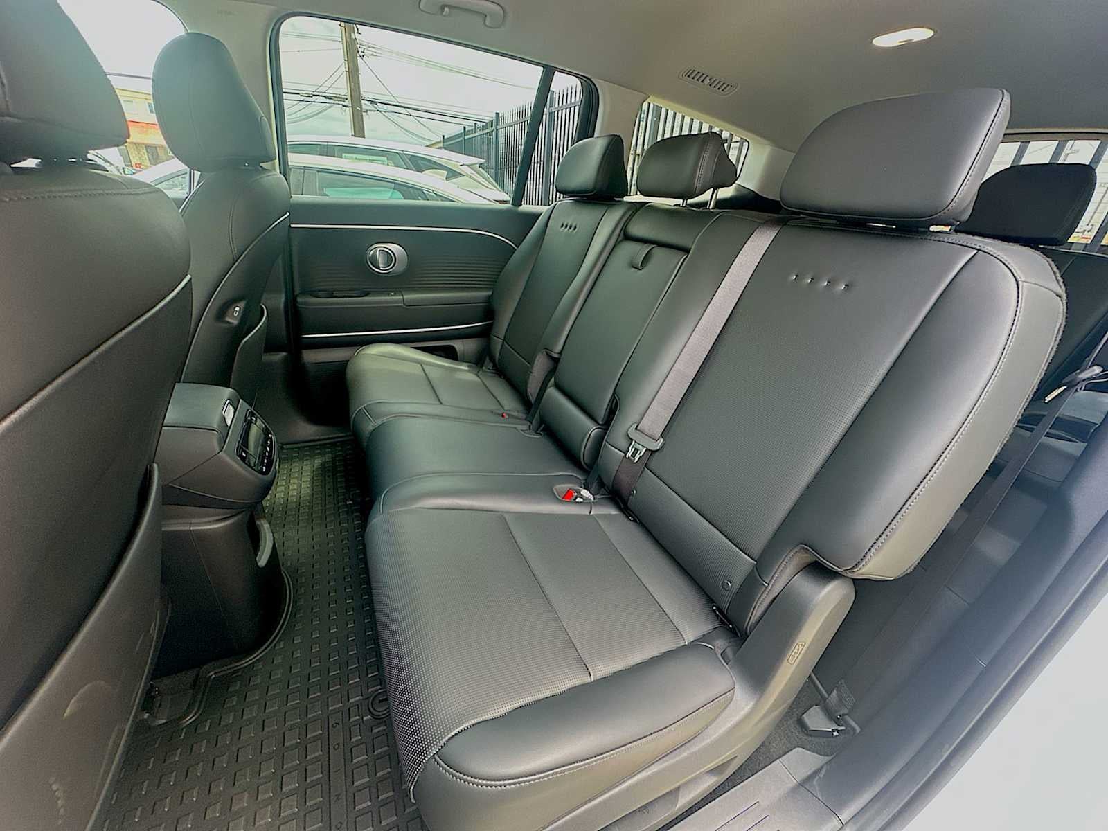 2026 Hyundai IONIQ 9 SEL