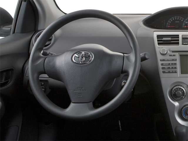 2010 Toyota Yaris 4dr Sdn Man (Natl)