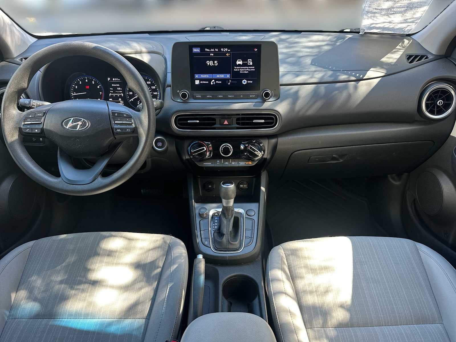 2022 Hyundai KONA SEL
