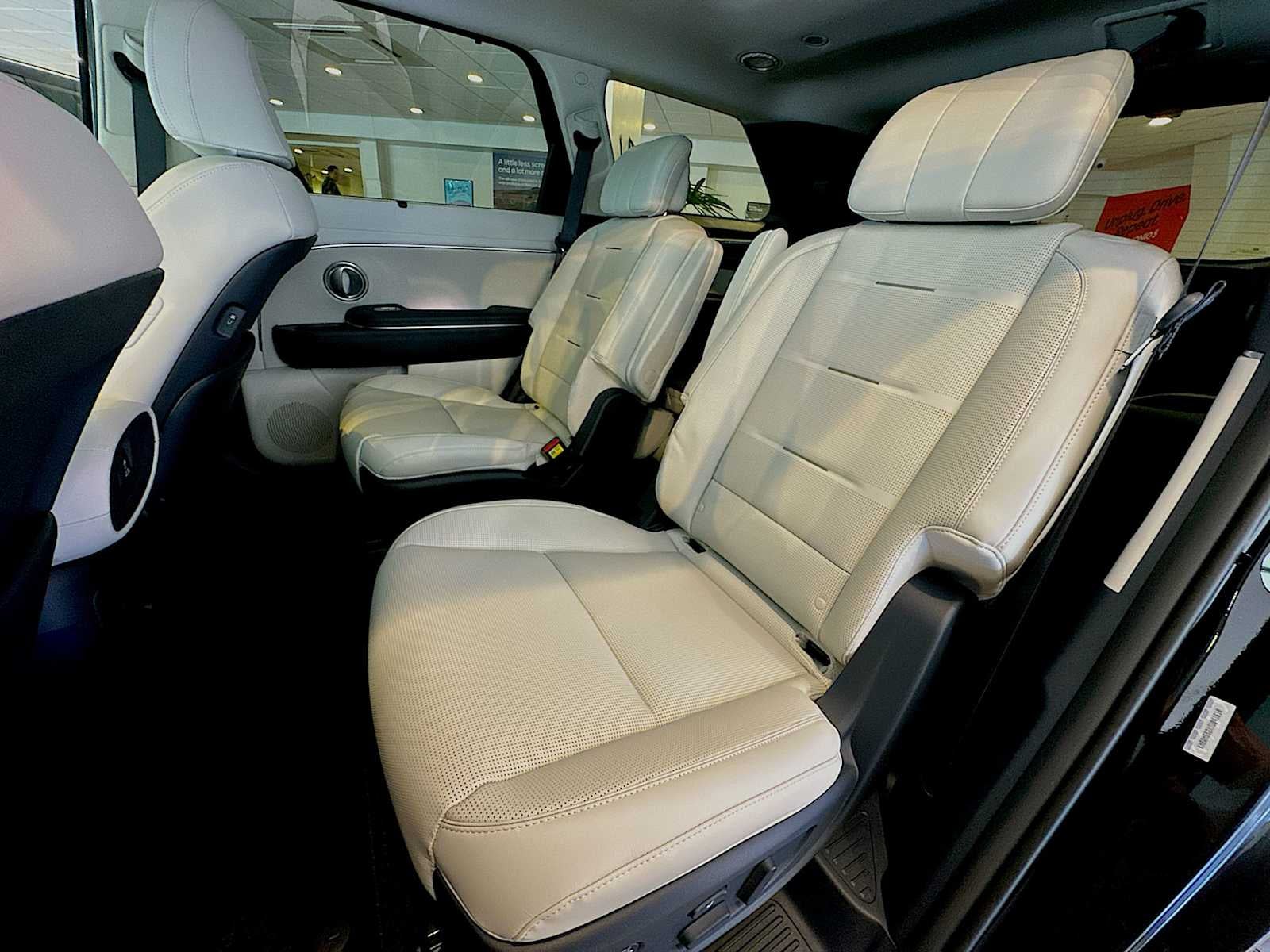2026 Hyundai Palisade Calligraphy - Photo 14
