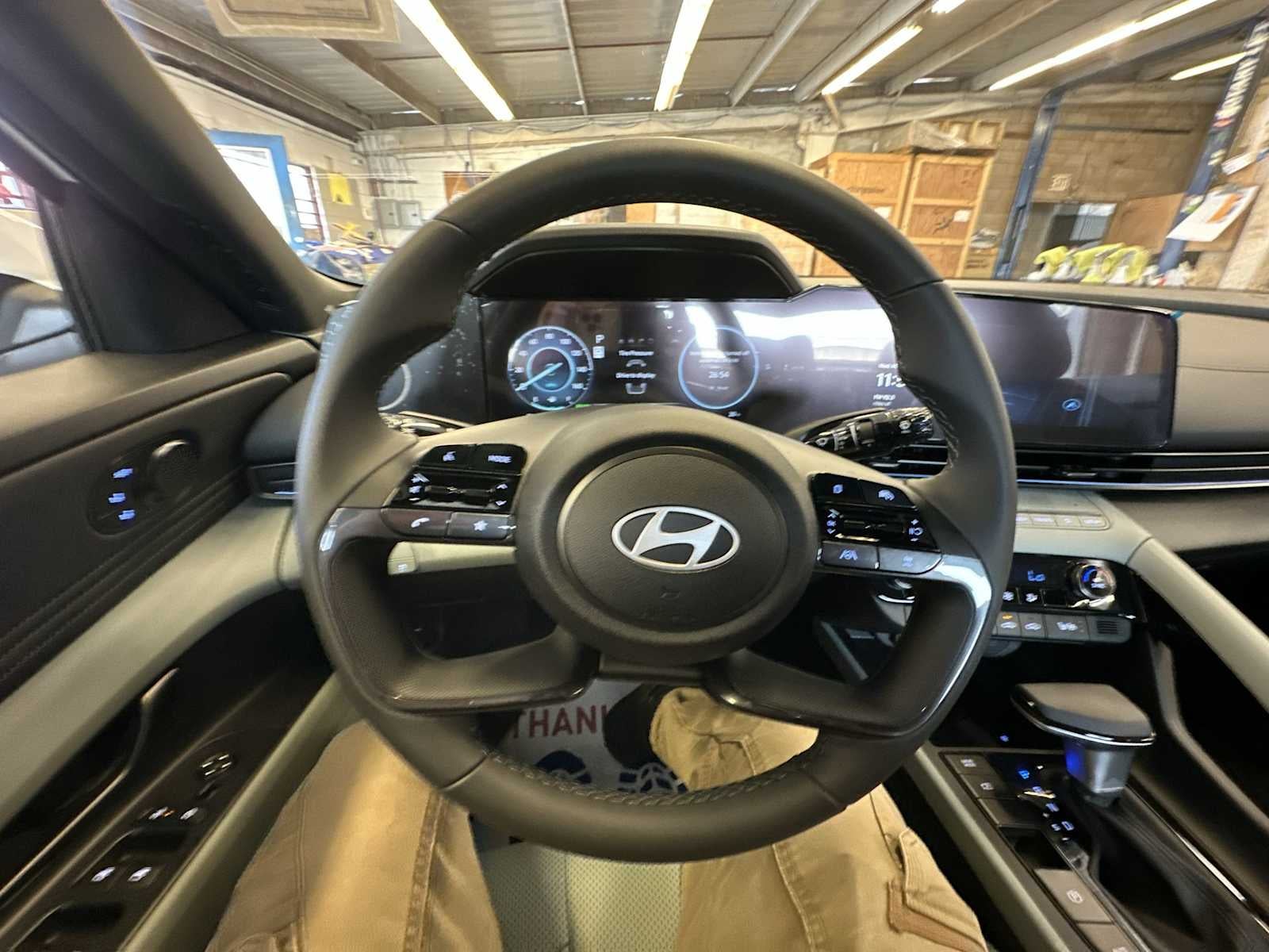 2025 Hyundai ELANTRA HYBRID Limited