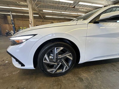 2025 Hyundai ELANTRA HYBRID Limited