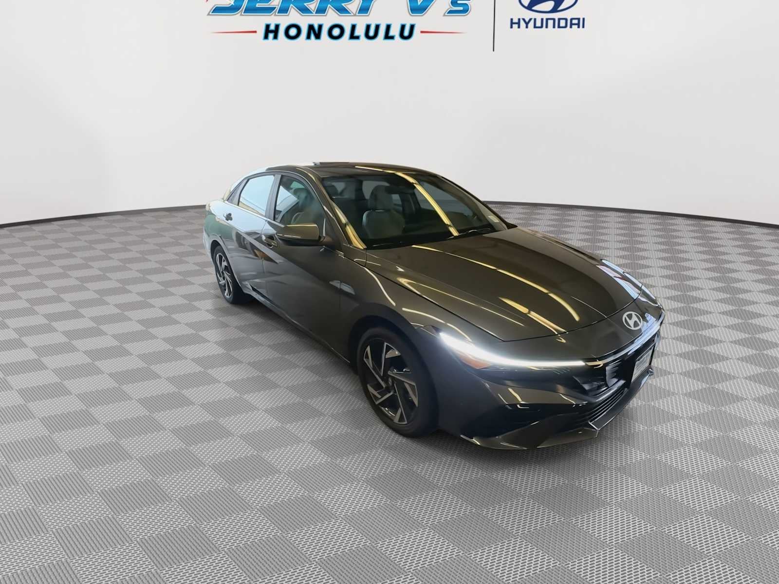 2025 Hyundai ELANTRA HYBRID Limited