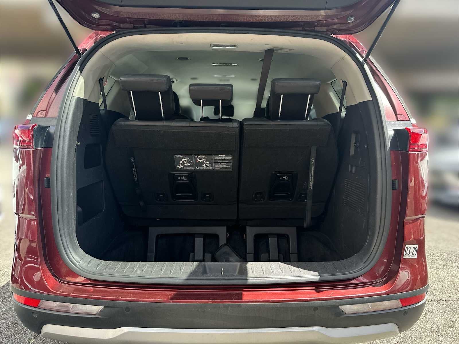 2022 Kia Carnival LX Seat Pkg - Photo 19